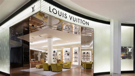 best place to buy louis vuitton in nyc|louis vuitton macy's nyc.